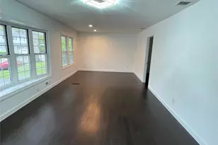 5 Fruitwood Ln, Commack, NY 11725 - Photo 5