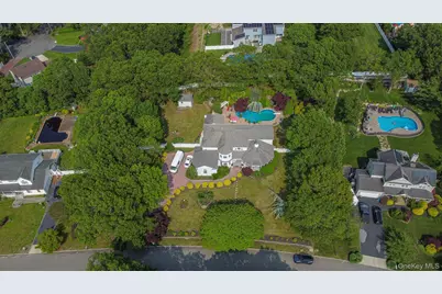 59 Lidge Drive, Farmingville, NY 11738 - Photo 5