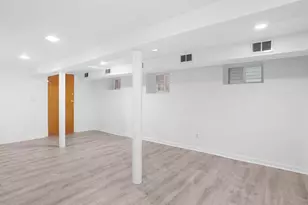 145-50 107th Ave, Jamaica, NY 11435 - Photo 21