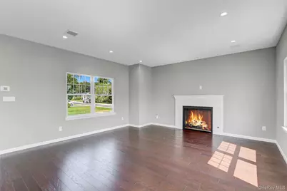 2941 Moreland Avenue, Oceanside, NY 11572 - Photo 9