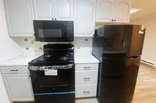 259 Newcastle Ct, Ridge, NY 11961 - Photo 11