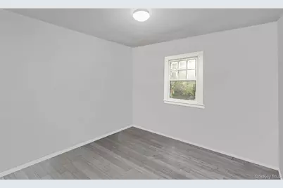 27 Dana Avenue, Mastic, NY 11950 - Photo 15