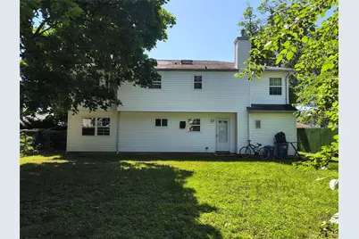 1056 E Arthur Street, Uniondale, NY 11553 - Photo 3