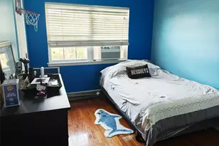 1056 E Arthur St, Uniondale, NY 11553 - Photo 13