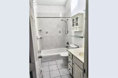 1056 E Arthur Street, Uniondale, NY 11553 - Photo 11