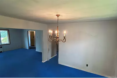 408 Ackerson Boulevard, Brightwaters, NY 11718 - Photo 5