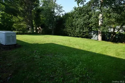 408 Ackerson Boulevard, Brightwaters, NY 11718 - Photo 3