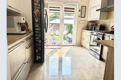 57-16 66 Street, Maspeth, NY 11378 - Photo 17