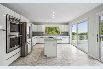 542 Montauk Highway, Southampton, NY 11968 - Photo 5