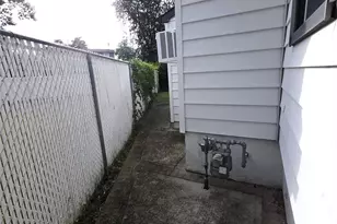 17 June Ave, Bayville, NY 11709 - Photo 9