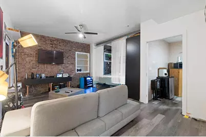 194 Bay Street, New York, NY 10301 - Photo 9