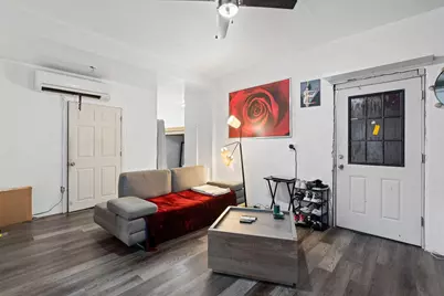 194 Bay Street, New York, NY 10301 - Photo 7