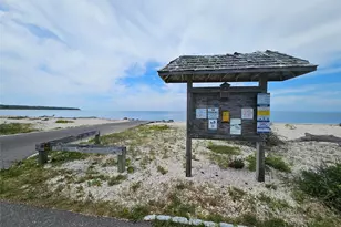 12910 Main Rd, East Marion, NY 11939 - Photo 37