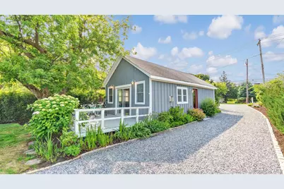 12910 Main Road, East Marion, NY 11939 - Photo 23