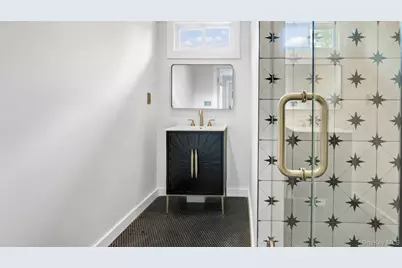 12910 Main Road, East Marion, NY 11939 - Photo 33