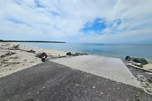 12910 Main Rd, East Marion, NY 11939 - Photo 39