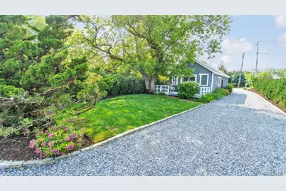 12910 Main Road, East Marion, NY 11939 - Photo 25