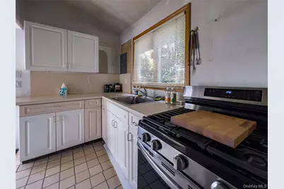 582 Jersey Avenue, Greenwood Lake, NY 10925 - Photo 9