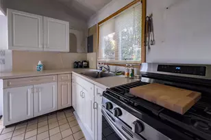 582 Jersey Ave, Greenwood Lake, NY 10925 - Photo 9