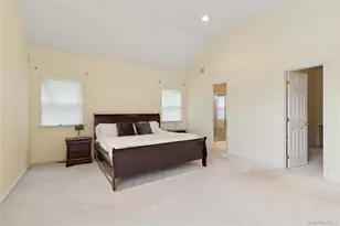 3 Heidi Ln, Mount Sinai, NY 11766 - Photo 27