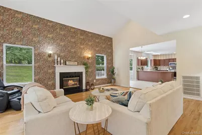 3 Heidi Lane, Mount Sinai, NY 11766 - Photo 11