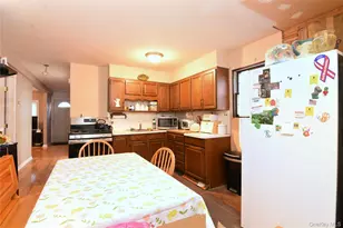 651 Windmill Ave, North Babylon, NY 11703 - Photo 7