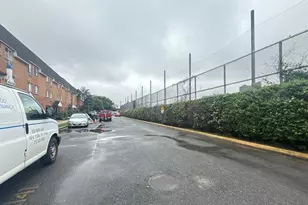 13-16 33rd Ave, Astoria, NY 11106 - Photo 3