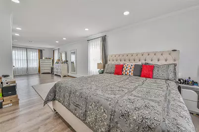 86 S Cabot Lane, Westbury, NY 11590 - Photo 13