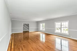 12 Orient Ave, Northport, NY 11768 - Photo 7