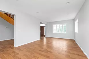 744 S Long Beach Ave, Freeport, NY 11520 - Photo 5