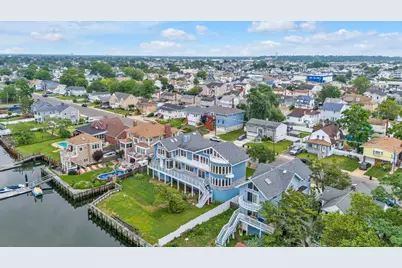 744 S Long Beach Avenue, Freeport, NY 11520 - Photo 33