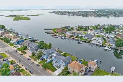 744 S Long Beach Avenue, Freeport, NY 11520 - Photo 37