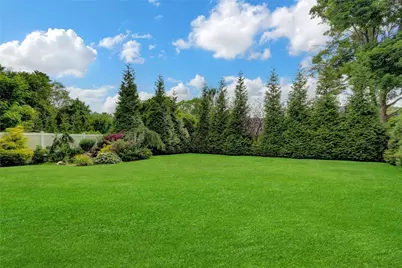 2441 New York Avenue, Melville, NY 11747 - Photo 29