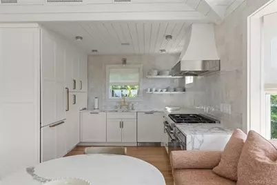 1005 Surf View, Ocean Beach, NY 11770 - Photo 15