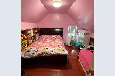 146-28 Bayside Avenue, Flushing, NY 11354 - Photo 7