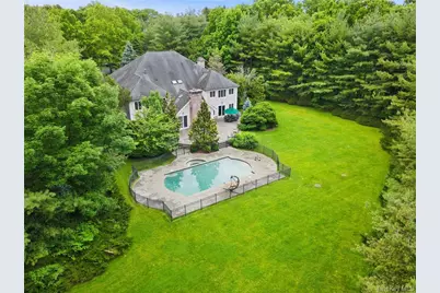 9 Lincoln Woods, Purchase, NY 10577 - Photo 1