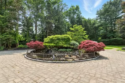 55 Kinsley Grove, Pearl River, NY 10965 - Photo 9