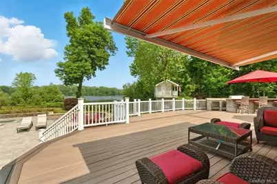 55 Kinsley Grove, Pearl River, NY 10965 - Photo 17