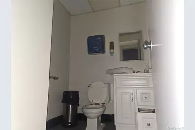 3845 Sedgwick Avenue, Bronx, NY 10463 - Photo 15