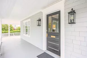 131 Ostrander Ave, Riverhead, NY 11901 - Photo 7