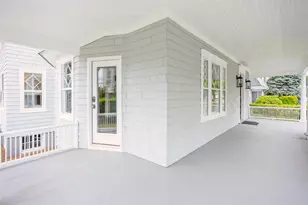 131 Ostrander Ave, Riverhead, NY 11901 - Photo 5