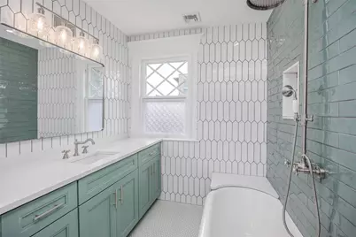 131 Ostrander Avenue, Riverhead, NY 11901 - Photo 25