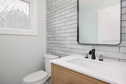 131 Ostrander Avenue, Riverhead, NY 11901 - Photo 19