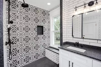 131 Ostrander Avenue, Riverhead, NY 11901 - Photo 21