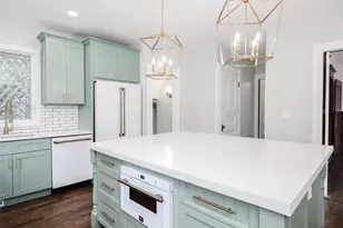 131 Ostrander Ave, Riverhead, NY 11901 - Photo 45