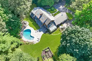 353 Split Rock Rd, Syosset, NY 11791 - Photo 3