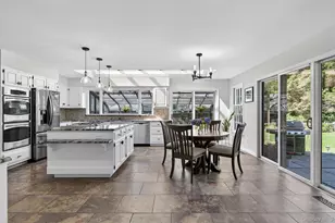 353 Split Rock Rd, Syosset, NY 11791 - Photo 11