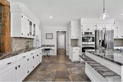 353 Split Rock Road, Syosset, NY 11791 - Photo 13