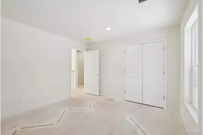 14 Vargas (Aka 70 Jessup Ln) Circle, Stony Point, NY 10980 - Photo 31