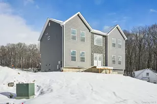 14 Vargas (Aka 70 Jessup Ln) Circle, Stony Point, NY 10980 - Photo 3